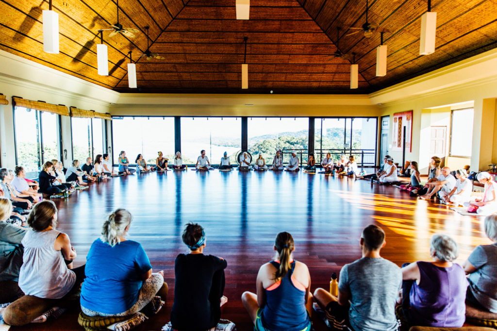 addiction recovery free universal meetings